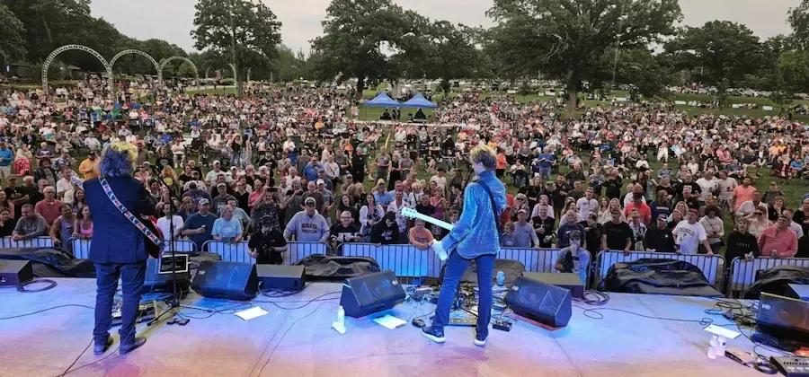 David Victor Performing With The Hits Of Boston Band